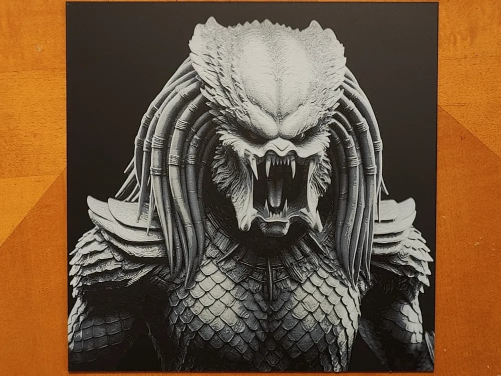Predator - Hueforge by Sarge HueForge model: Predator - Hueforge by Sarge