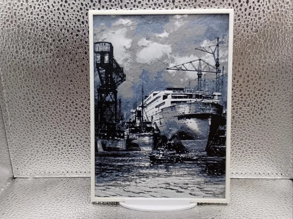 RMS Queen Elizabeth in Dry Dock hueforge by Borishotch Industries HueForge model: RMS Queen Elizabeth in Dry Dock hueforge by Borishotch Industries