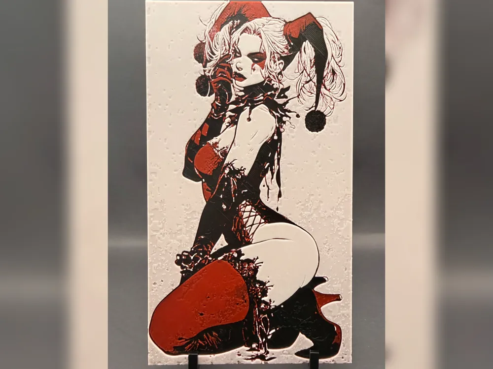 Harley Quinn Pin-Up HueForge Print by Thadius HueForge model: Harley Quinn Pin-Up HueForge Print by Thadius