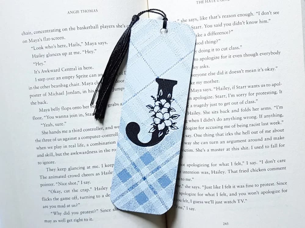 Monogram J Bookmark. No AMS needed. by Dame Jo HueForge model: Monogram J Bookmark. No AMS needed. by Dame Jo