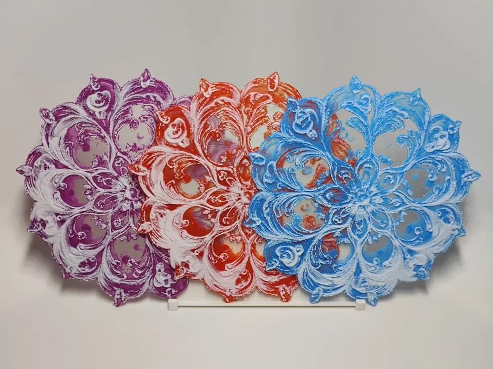 HueForge model: Christmas Window Ornament - Frosted Glass Ball by BeaN