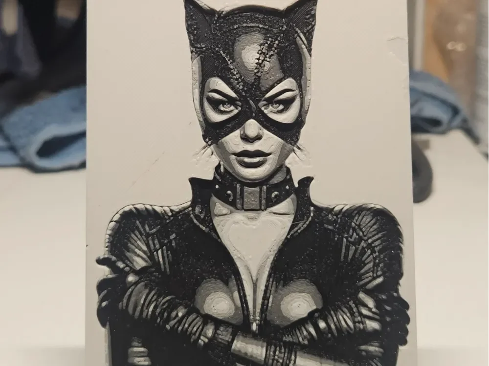 Catwoman by Mano's 3d_Art HueForge model: Catwoman by Mano's 3d_Art