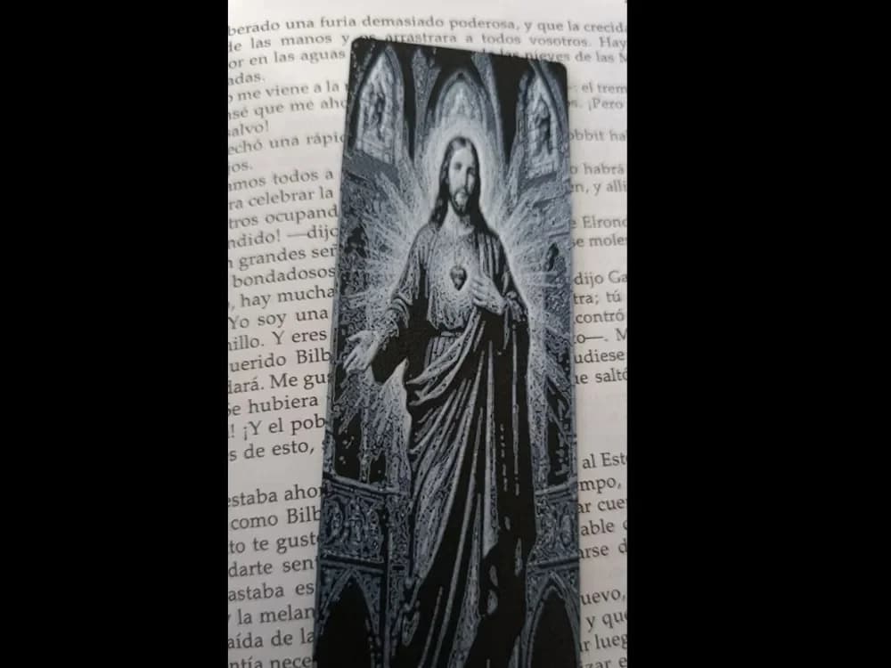 Sacred Heart of Jesus by FYTY112 HueForge model: Sacred Heart of Jesus by FYTY112