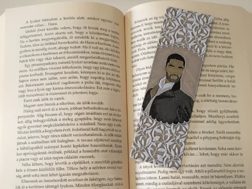 Simon Basset Bridgerton Bookmark by 3DNesy HueForge model: Simon Basset Bridgerton Bookmark by 3DNesy