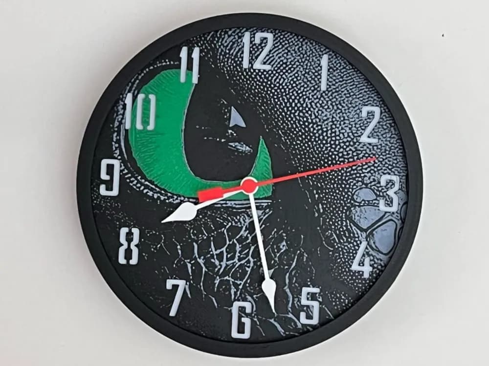 HueForge model: Customizable Clock - Toothless, Closeup by 3djd