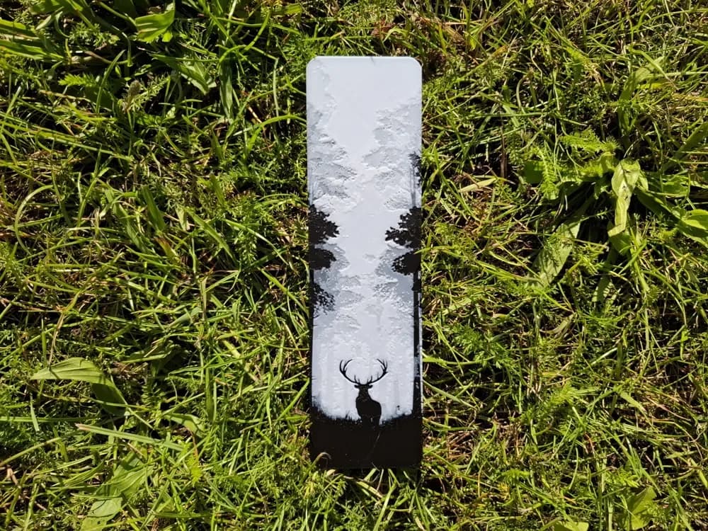 deer in forest bookmark by EternalDesigns3D HueForge model: deer in forest bookmark by EternalDesigns3D