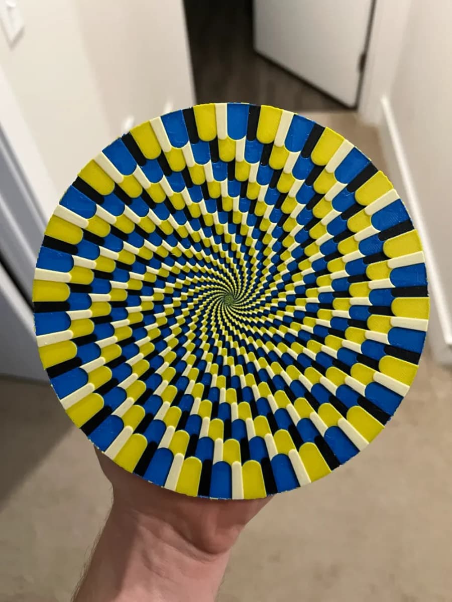 Colorful Optical Illusion Hueforge by RP47 Designs HueForge model: Colorful Optical Illusion Hueforge by RP47 Designs