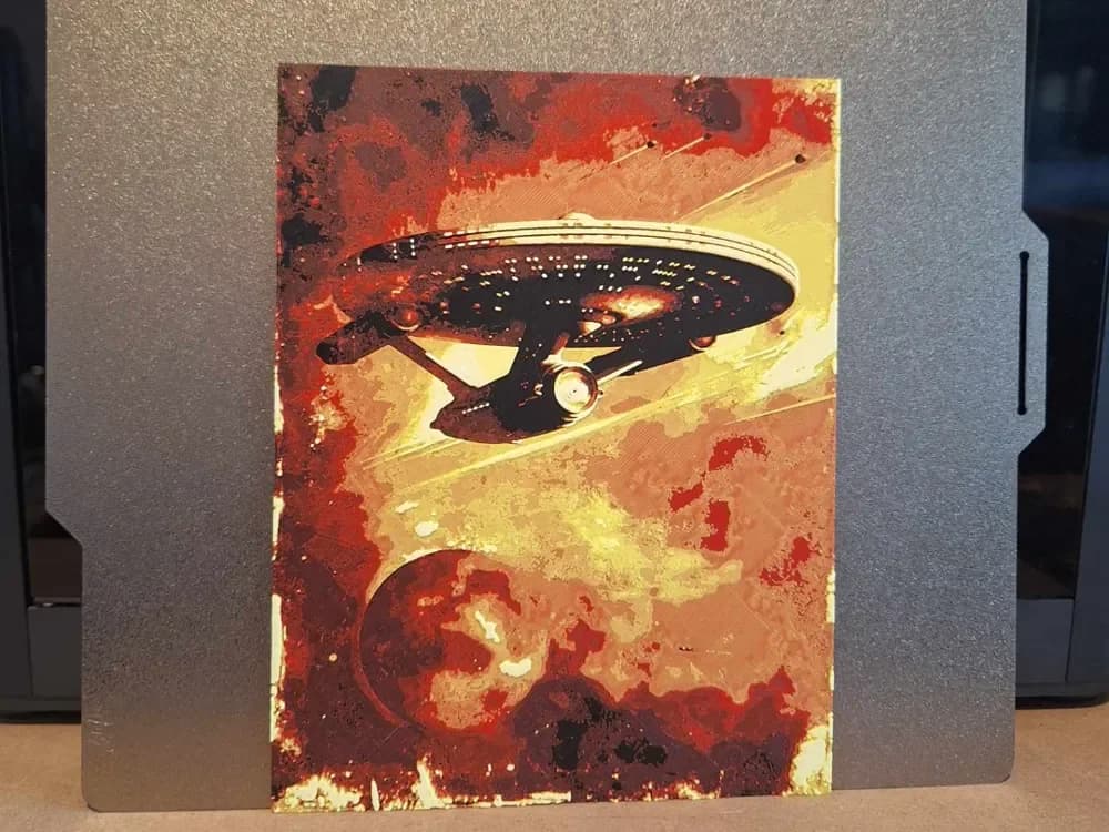 The StarShip Enterprise StarTrek - Hueforge by 3dGlow HueForge model: The StarShip Enterprise StarTrek - Hueforge by 3dGlow