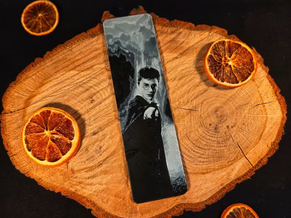 Harry Potter portrait bookmark - hueforge by EternalDesigns3D HueForge model: Harry Potter portrait bookmark - hueforge by EternalDesigns3D