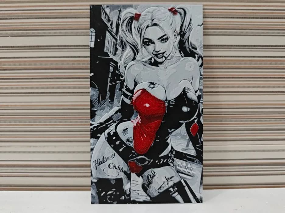 Hueforge Harley Quinn vampire by Litolunar HueForge model: Hueforge Harley Quinn vampire by Litolunar