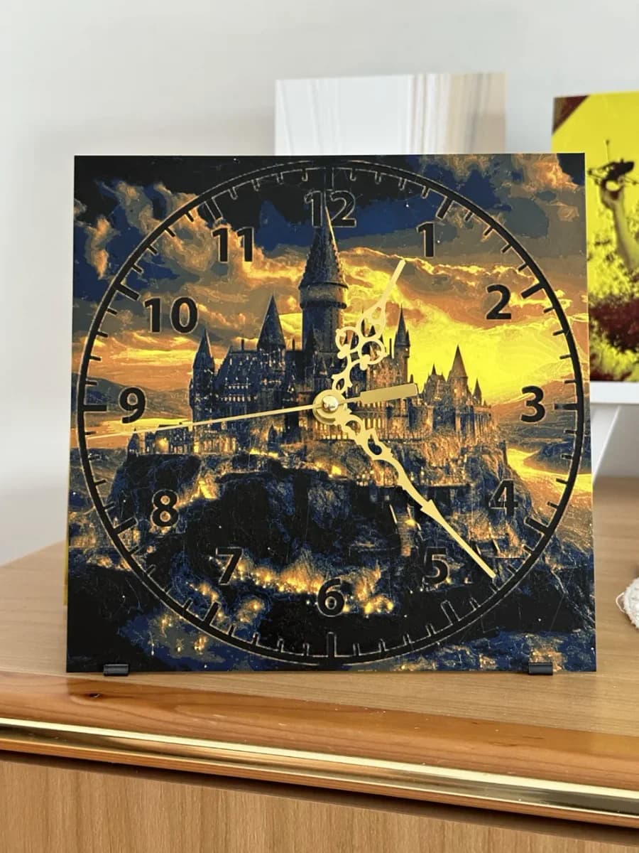 CLOCK Hogwarts Castle Harry Potter 220x220 by enricoRE HueForge model: CLOCK Hogwarts Castle Harry Potter 220x220 by enricoRE