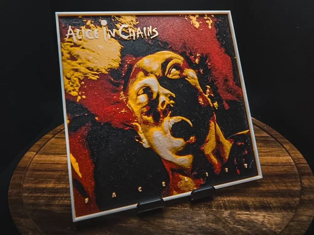 Alice In Chains – Facelift (Album Art - HueForge) by HugheCraft HueForge model: Alice In Chains – Facelift (Album Art - HueForge) by HugheCraft