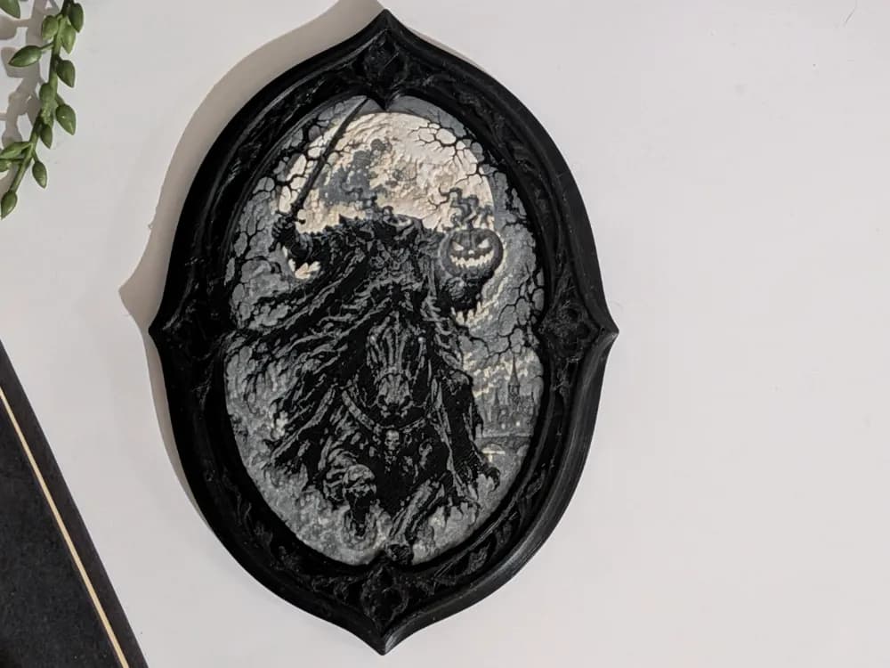 Headless Horseman Gothic Framed HueForge by CommandersVault HueForge model: Headless Horseman Gothic Framed HueForge by CommandersVault