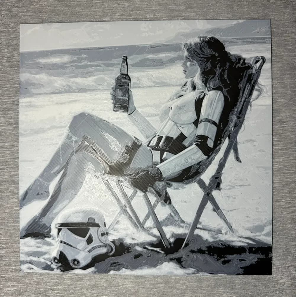 HueForge model: Female Stormtrooper on the Beach by Hey Ben