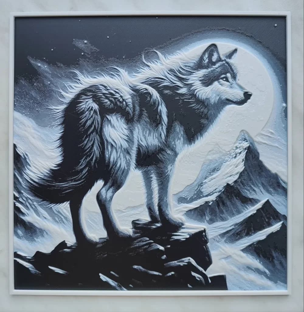 Wolf with moon in the mountains - Hueforge by BeaN HueForge model: Wolf with moon in the mountains - Hueforge by BeaN