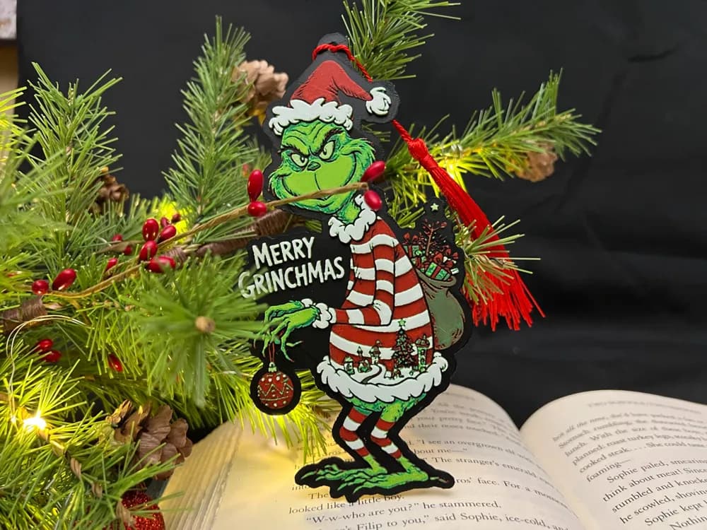 Grinchmas, Bookmark or Ornament by 3djd HueForge model: Grinchmas, Bookmark or Ornament by 3djd