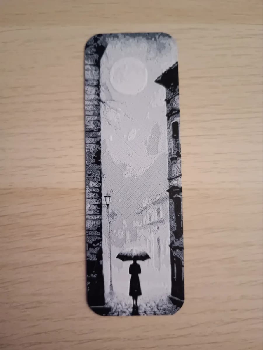 Girl and Moon Bookmark by Atrus Design HueForge model: Girl and Moon Bookmark by Atrus Design
