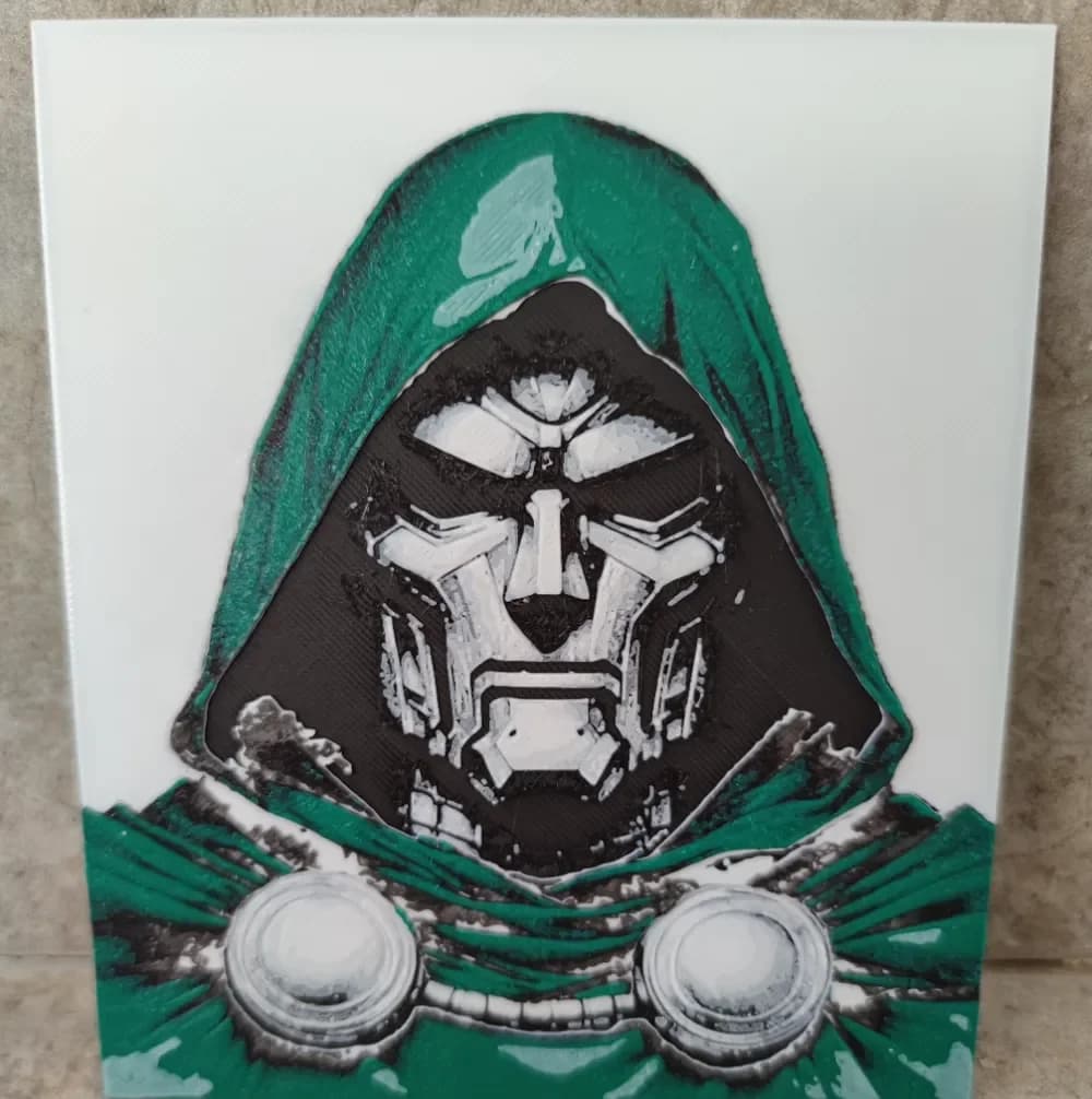 Hueforge Doctor Doom by Litolunar HueForge model: Hueforge Doctor Doom by Litolunar