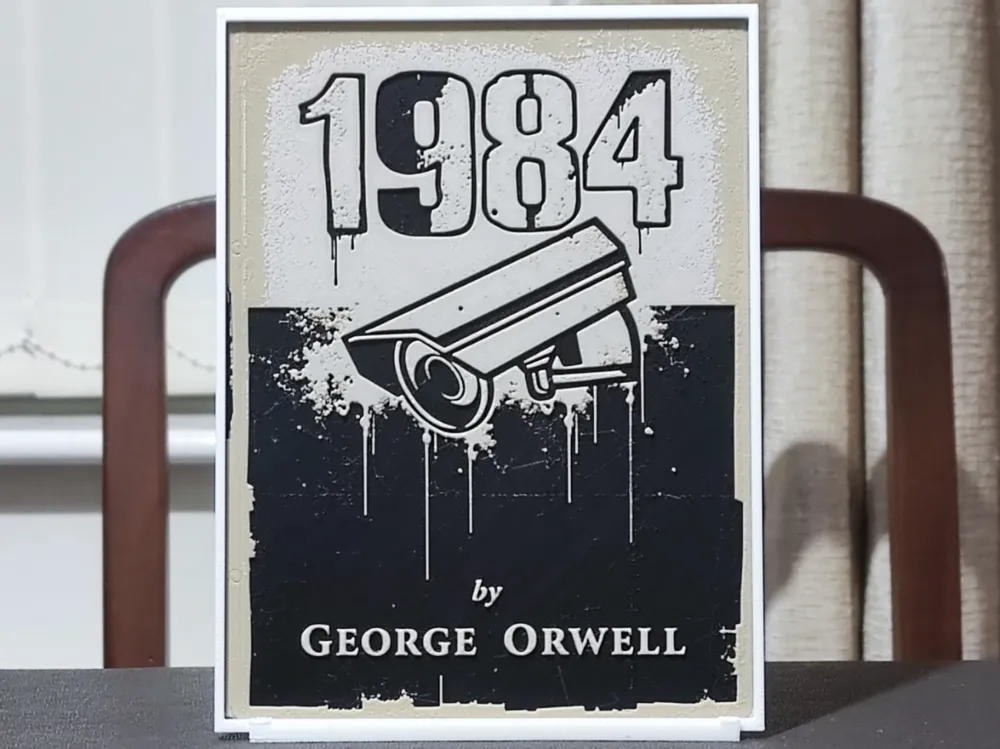 1984 - HueForge 3 Color 1984 - HueForge 3 Color