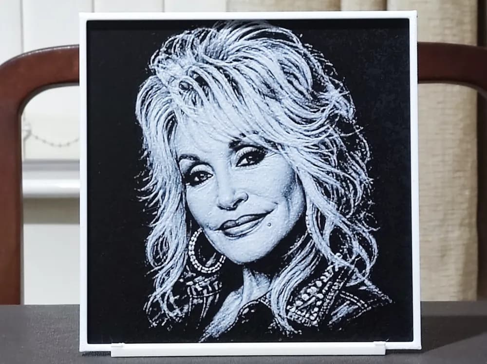 Dolly Parton (1946-2026) - 2 Color HueForge by BoDad HueForge model: Dolly Parton (1946-2026) - 2 Color HueForge by BoDad