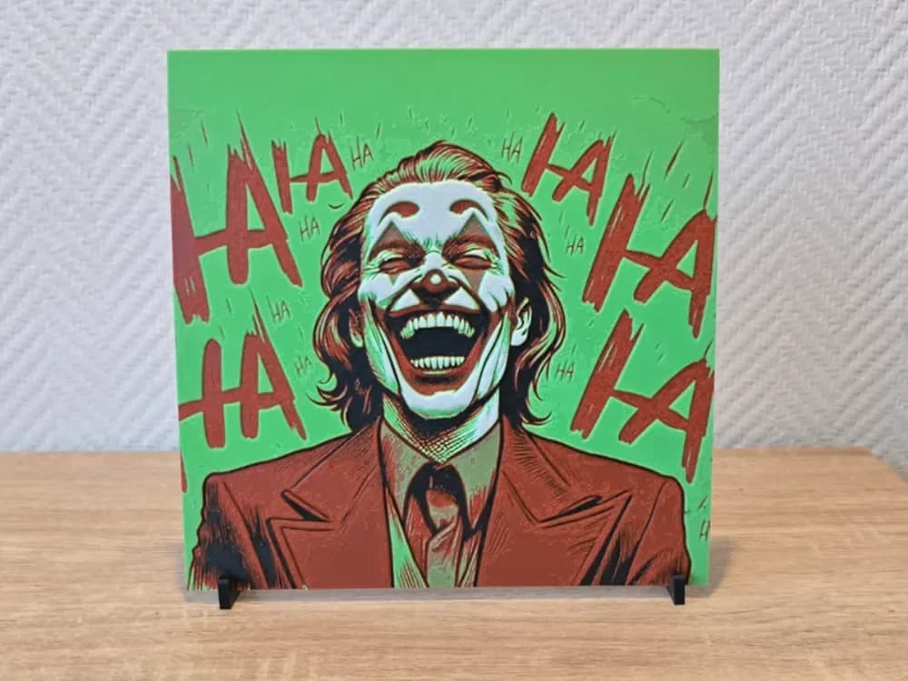 The Joker Hueforge by Kactus Fpv HueForge model: The Joker Hueforge by Kactus Fpv