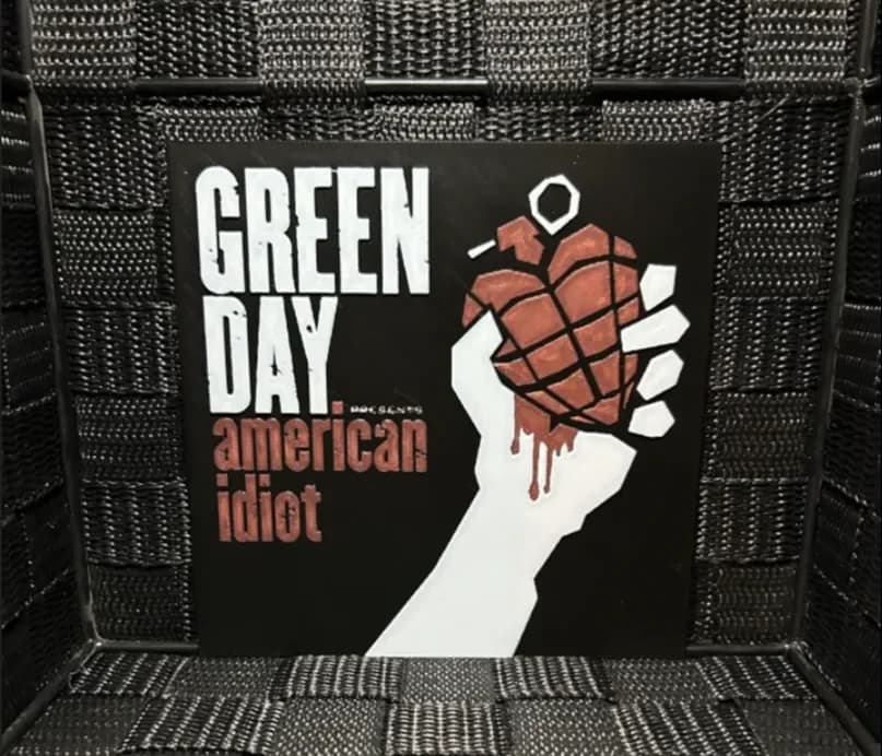 Hueforge Music Poster - Green Day American Idiot - by JoDau HueForge model: Hueforge Music Poster - Green Day American Idiot - by JoDau