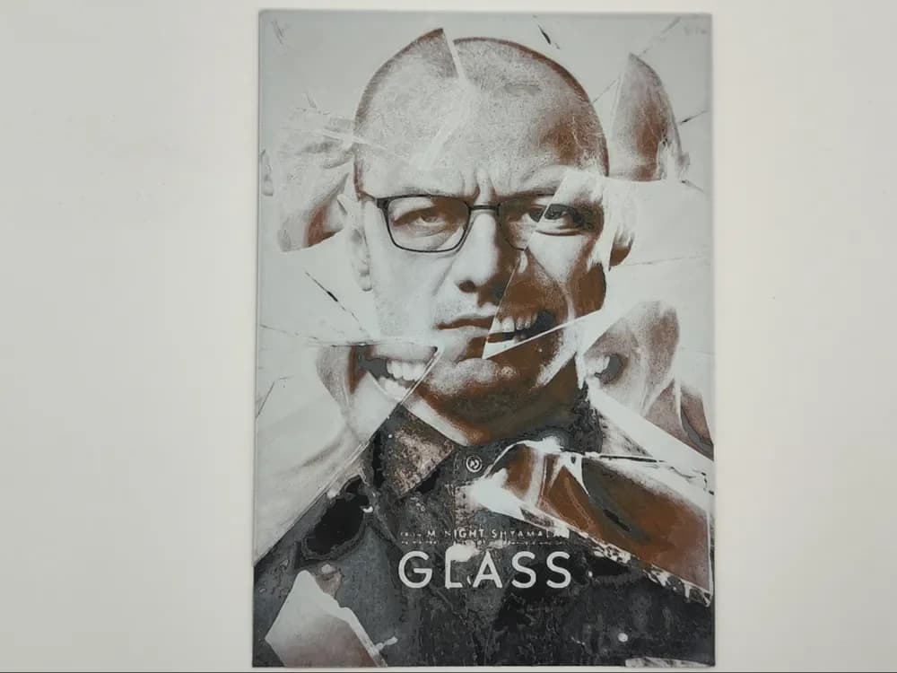 Kevin Wendell Crumb from glass - hueforge by Altf4-Formation HueForge model: Kevin Wendell Crumb from glass - hueforge by Altf4-Formation