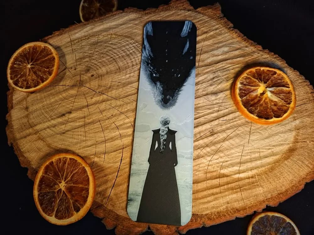 Game of thrones Daenerys and dragon bookmark by EternalDesigns3D HueForge model: Game of thrones Daenerys and dragon bookmark by EternalDesigns3D