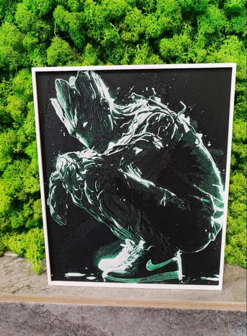 Groot Nike by Garuda3D HueForge model: Groot Nike by Garuda3D