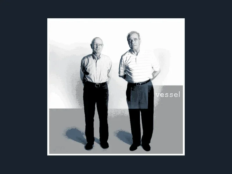 Twenty One Pilots – Vessel (Album Art - HueForge) by HugheCraft HueForge model: Twenty One Pilots – Vessel (Album Art - HueForge) by HugheCraft