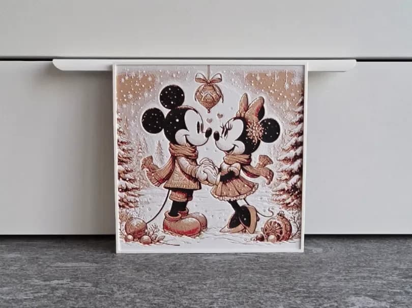 Disney Mickey & Minnie Mouse Christmas Hueforge by RIVY3Dprint HueForge model: Disney Mickey & Minnie Mouse Christmas Hueforge by RIVY3Dprint