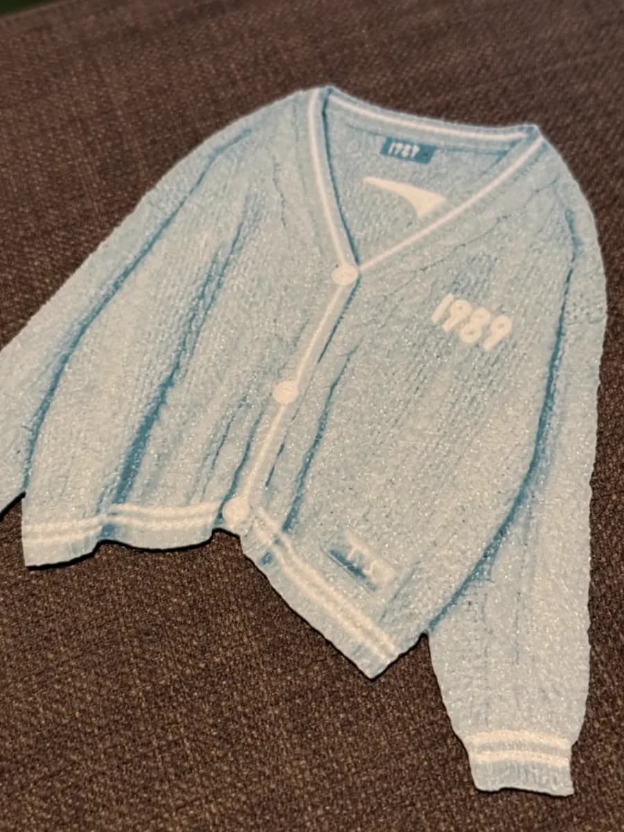 HueForge model: Taylor Swift 1989 Cardigan - Hueforge Print by cyanidesugar