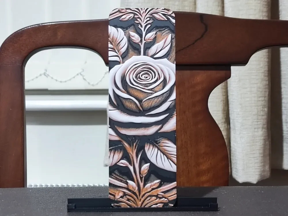 Carved Rose Bookmark - 3 Color by BoDad HueForge model: Carved Rose Bookmark - 3 Color by BoDad