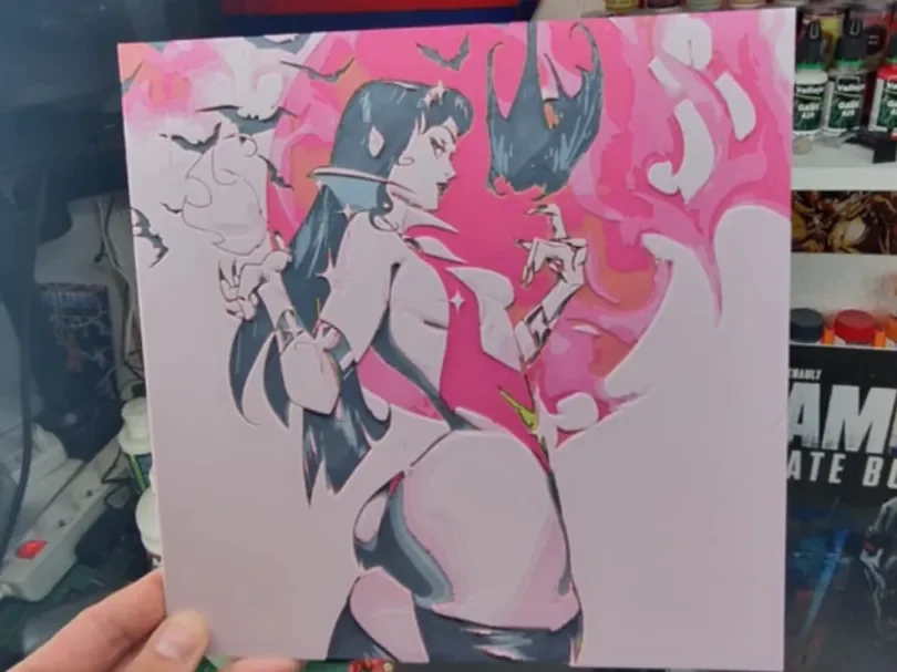 Vampirella Hueforge by Dakiren HueForge model: Vampirella Hueforge by Dakiren