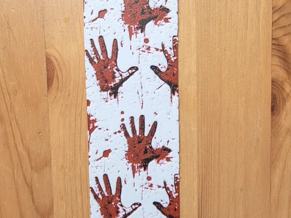 Bloody Hand Bookmark by Morganja HueForge model: Bloody Hand Bookmark by Morganja