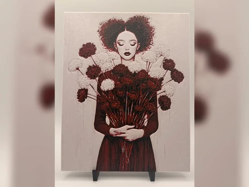 Crimson Bloom Portrait HueForge Print by Thadius HueForge model: Crimson Bloom Portrait HueForge Print by Thadius