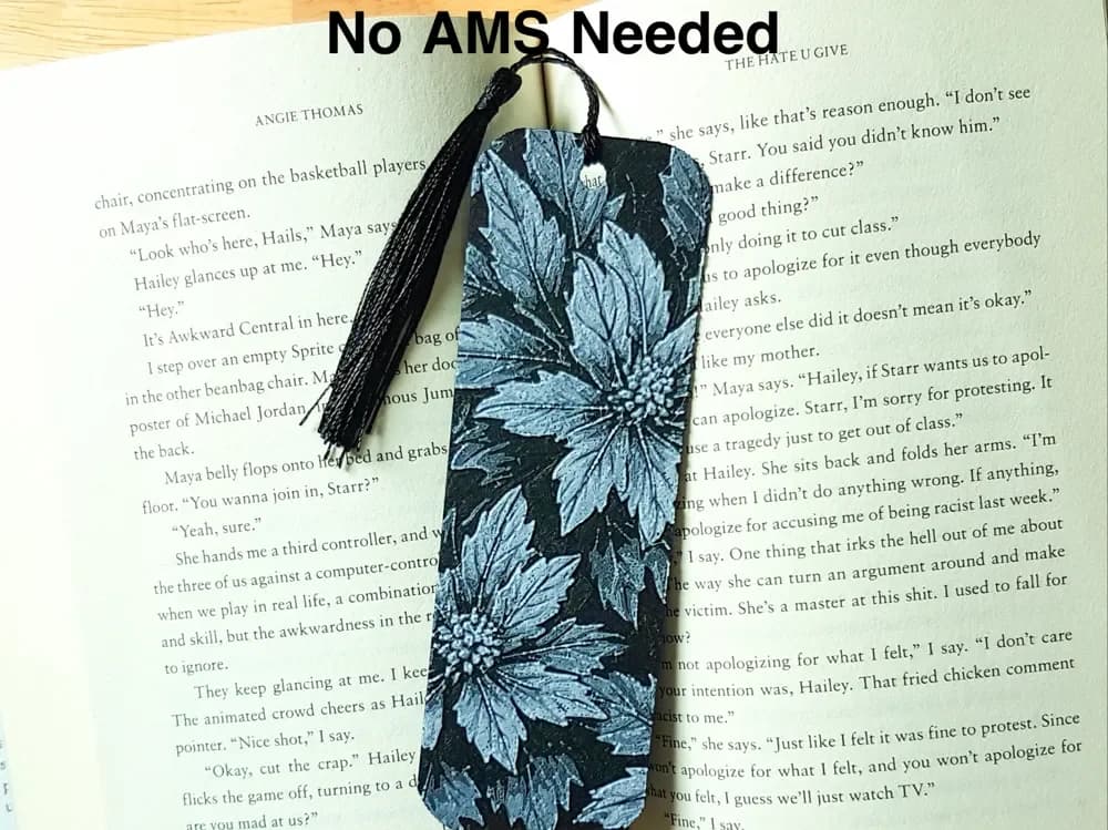 Bookmark, Poinsetta. Hueforge. Bookmark, Poinsetta. Hueforge.