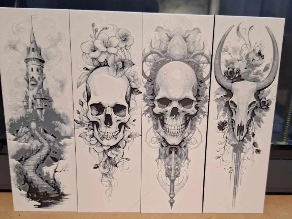 Gothic inspired grey scale bookmark by 3dGlow HueForge model: Gothic inspired grey scale bookmark by 3dGlow