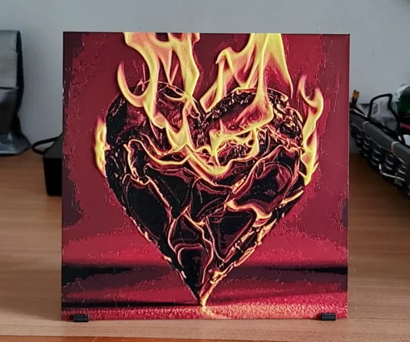 Heart on Fire HueForge by enricoRE HueForge model: Heart on Fire HueForge by enricoRE