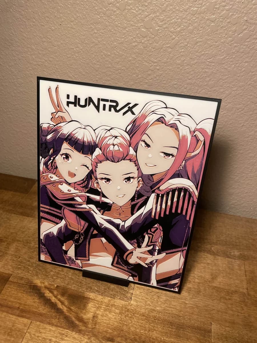 Huntrix by Cloudy Nostalgia HueForge model: Huntrix by Cloudy Nostalgia