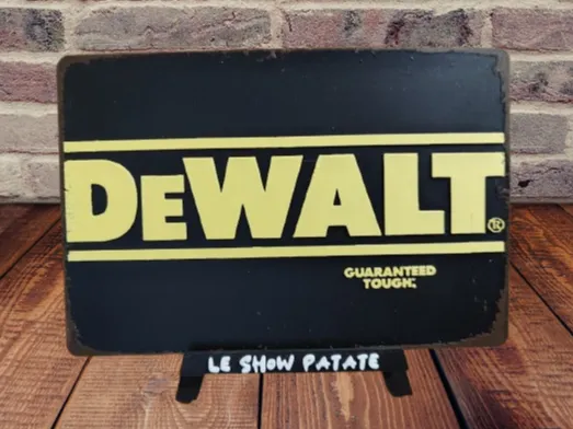 Plaque vintage DeWALT by leshowpatate HueForge model: Plaque vintage DeWALT by leshowpatate
