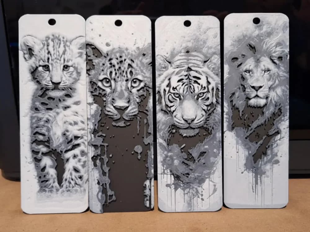 Set of 4 big cats bookmarks by 3dGlow HueForge model: Set of 4 big cats bookmarks by 3dGlow