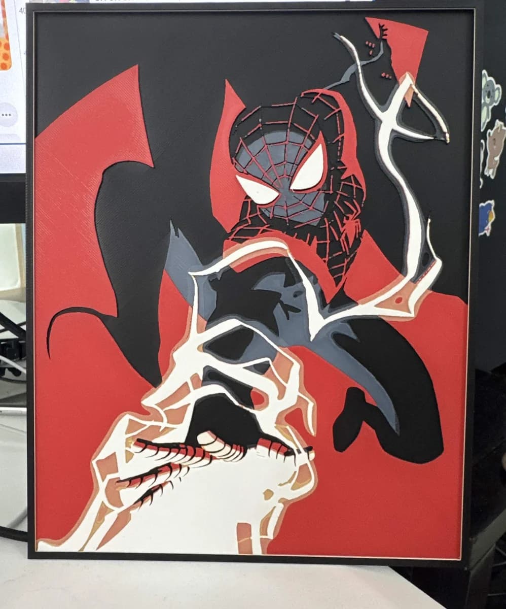 Miles Morales Electric Punch by Strata Prints HueForge model: Miles Morales Electric Punch by Strata Prints