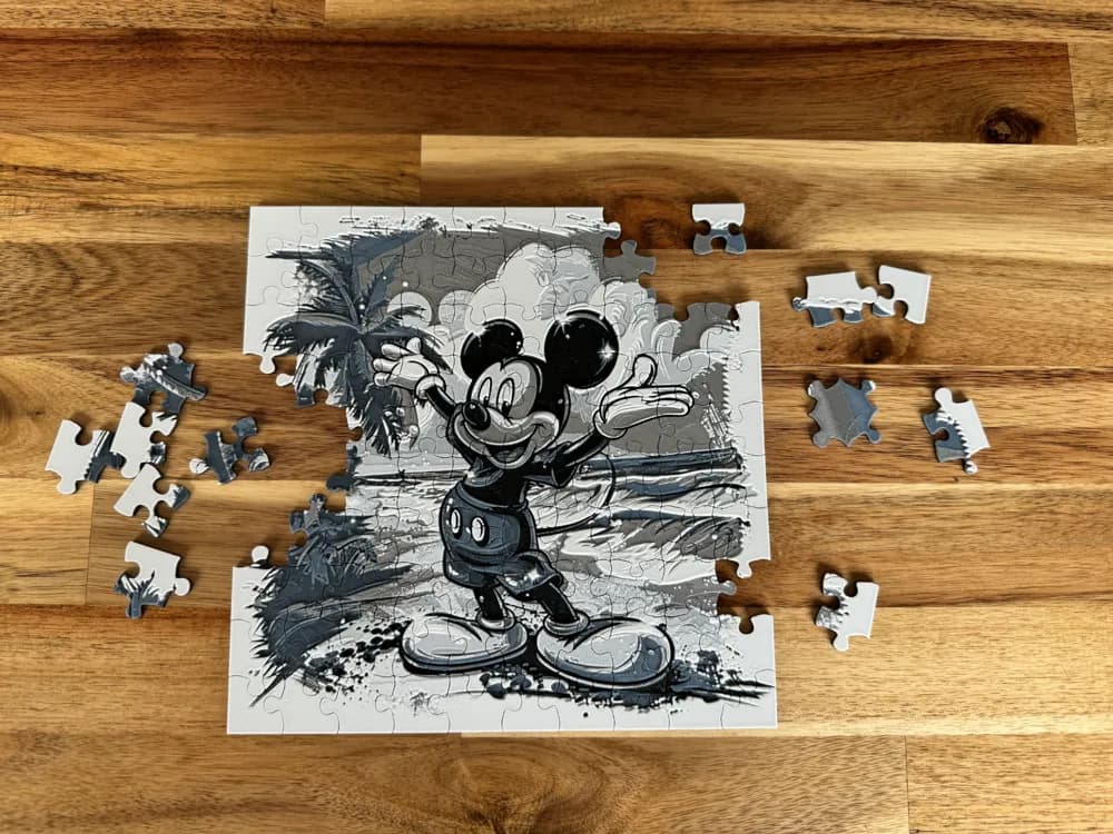PUZZLE - Mickey Mouse by Canadian Gamer HueForge model: PUZZLE - Mickey Mouse by Canadian Gamer