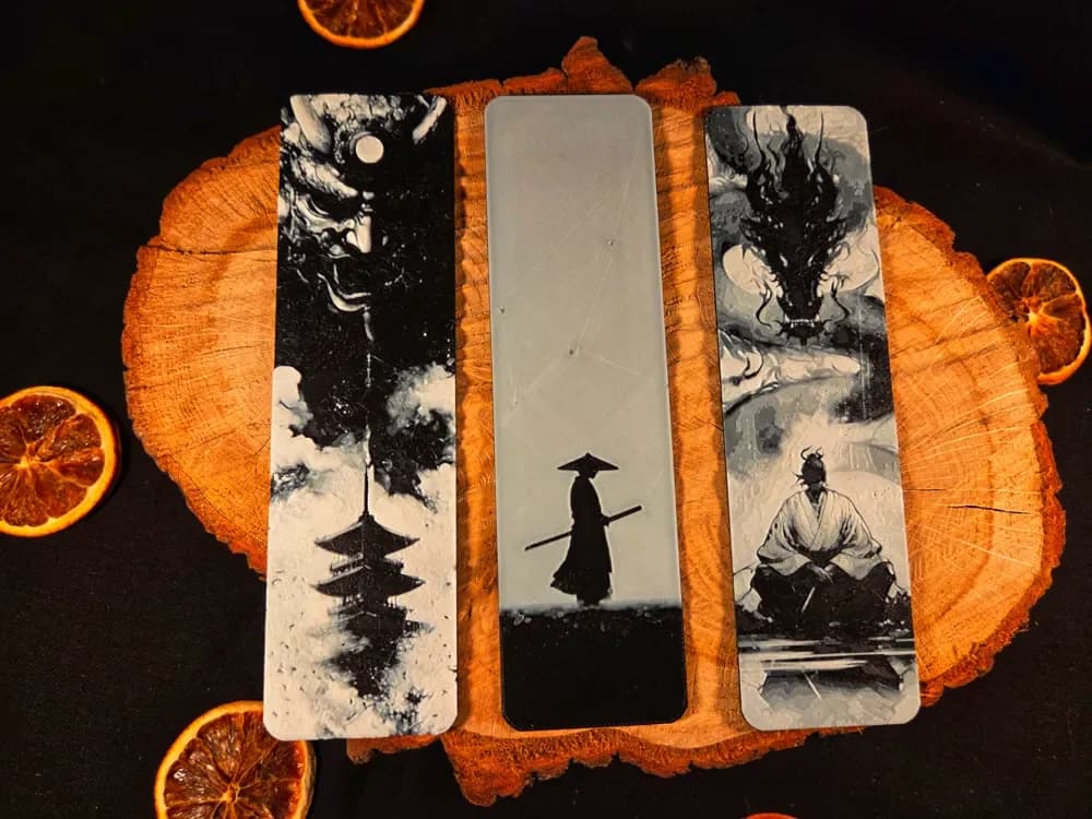 Samurai bookmark set - Hueforge by EternalDesigns3D HueForge model: Samurai bookmark set - Hueforge by EternalDesigns3D