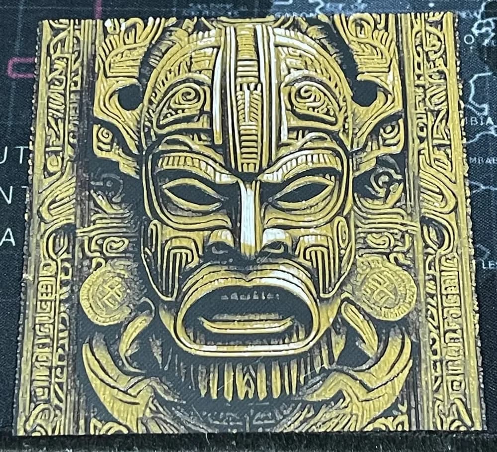 Wood-like Carving - Hueforge Print by cyanidesugar HueForge model: Wood-like Carving - Hueforge Print by cyanidesugar