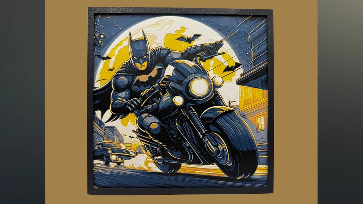 Batman Bike - DC Comics Hueforge by Canadian Gamer HueForge model: Batman Bike - DC Comics Hueforge by Canadian Gamer
