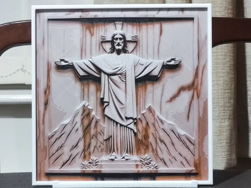 Carved Christ The Redeemer - HueForge 3 Color by BoDad HueForge model: Carved Christ The Redeemer - HueForge 3 Color by BoDad
