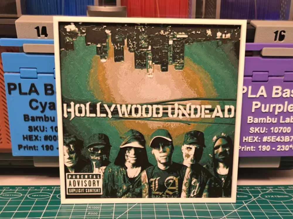 Hollywood Undead "Swan Songs" Album - Hueforge Art by Lumpy3D HueForge model: Hollywood Undead "Swan Songs" Album - Hueforge Art by Lumpy3D
