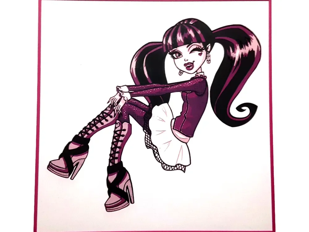 HueForge model: Draculaura Hueforge Monster High G1 Vampire Girl by Elsie Moonshadow